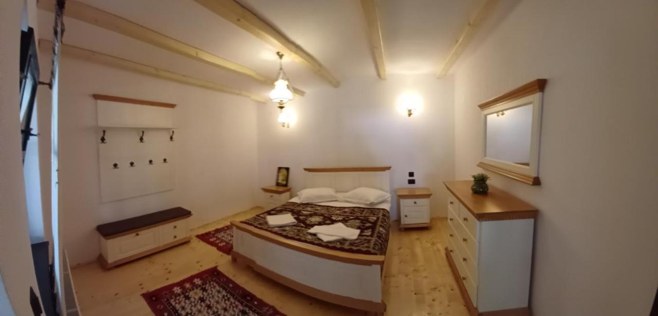 Casuta Din Valea Regilor Villa Gradistea de Munte Esterno foto