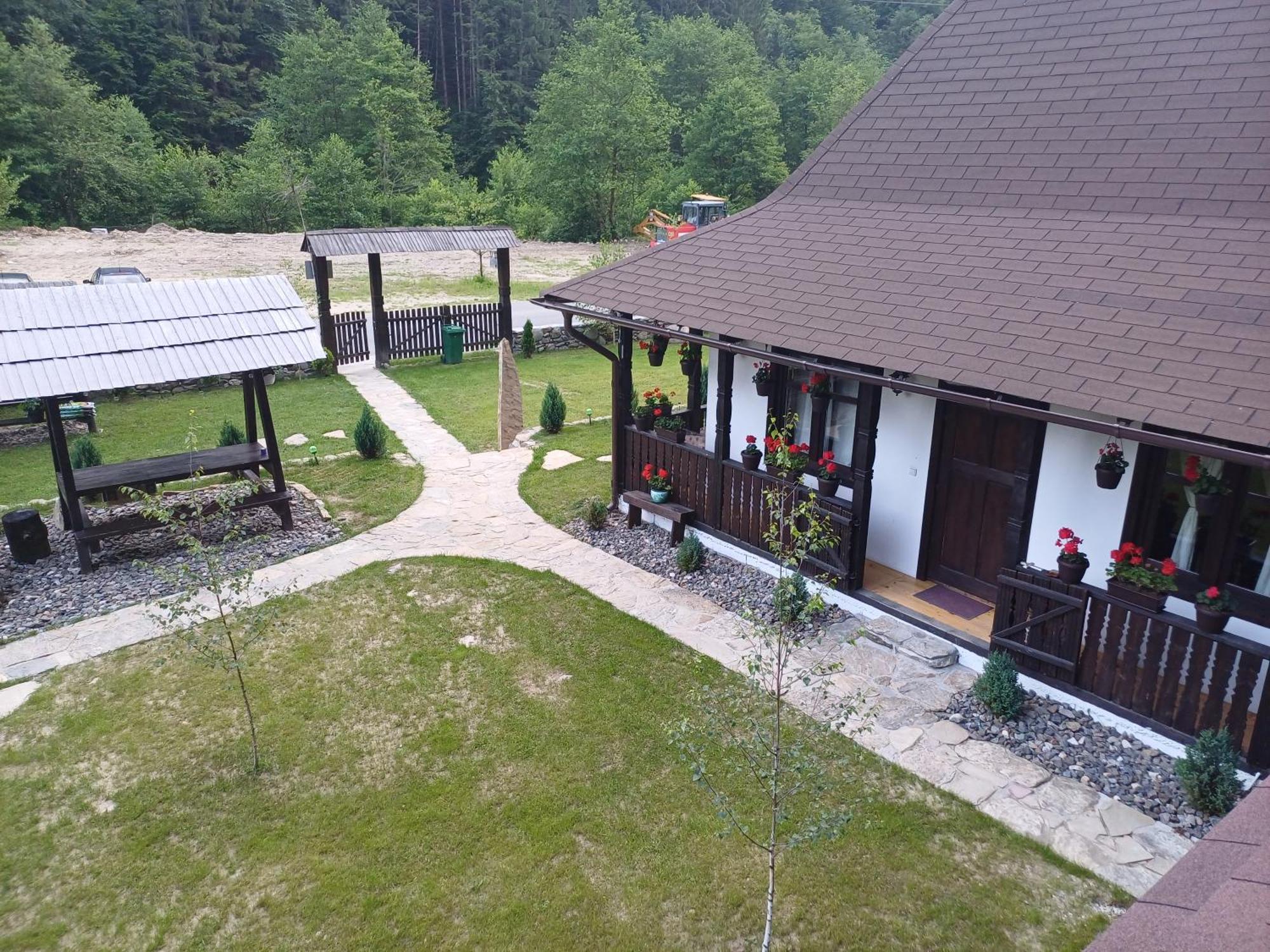 Casuta Din Valea Regilor Villa Gradistea de Munte Esterno foto