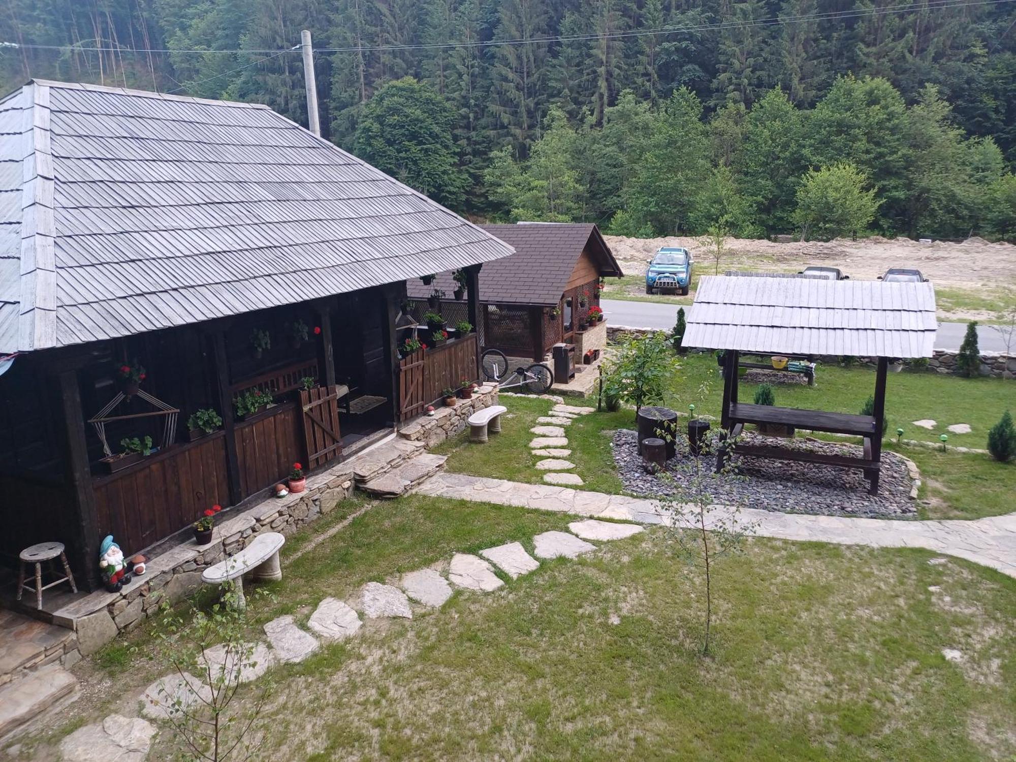 Casuta Din Valea Regilor Villa Gradistea de Munte Esterno foto